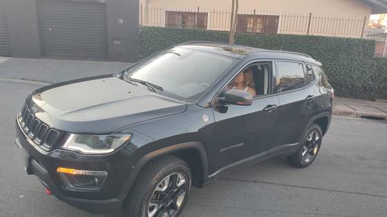 JEEP COMPASS 2.0 16V DIESEL TRAILHAWK 4X4 AUTOMÁTICO JEEP COMPASS 2.0 16V DIESEL TRAILHAWK 4X4 AUTOMÁTICO